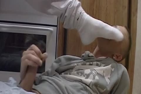 pleasing smutty Sneaker 2