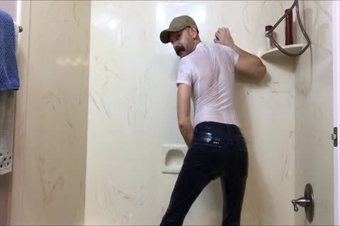 Had A Great lad On Here Send Me All The Gear And Wanted To watch Me receive wet In It.  I Had pleasure Making This And Hope u have a pleasure It.