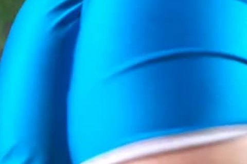 hooker Jerking Outdoor