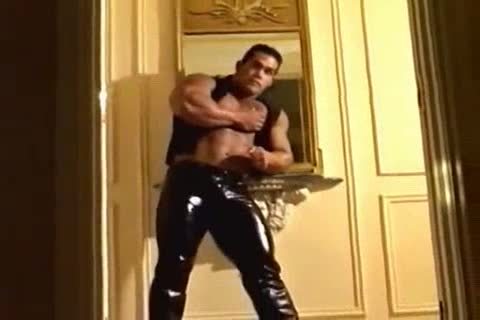 tasty MUSCLE LEATHER PANTS