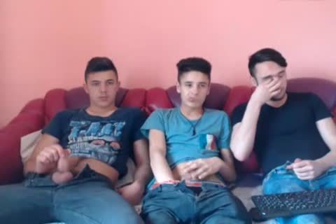 (No2) Romanian str8 boys Go gay On web camera