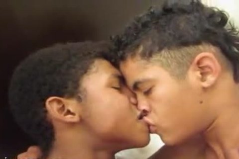 Jonnathan & AndrÃ© - horny Hispanic twinks two