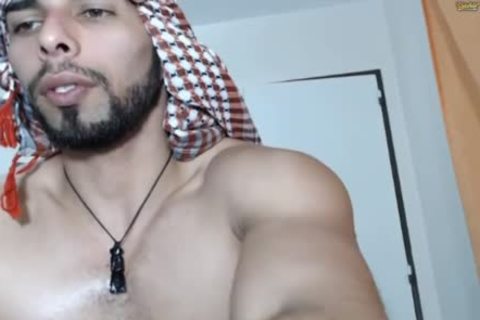 Arab With monstrous penis Solo