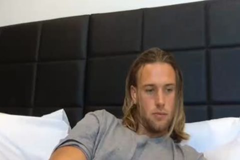 Blond dude On web camera