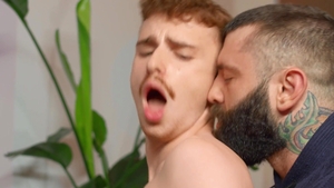 Str8 To Gay: Ryan Jacobs have fun with bear Markus Kage