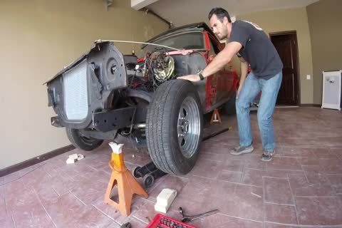 Brock Cooper-Garage jack off And cum