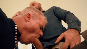 Club Inferno Dungeon: Hairy wants nailing