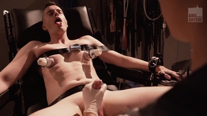 Club Inferno Dungeon - Butt fuck porn