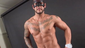 Maskurbate - Gorgeous star enjoys greatly nailed rough