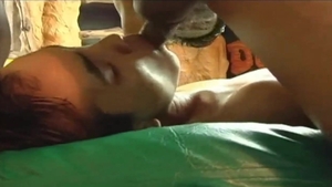 Gay Asian Twinkz - Very hot asian gay cumshot in the bed