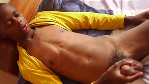 80 Gays - African John fantasy pumping in the bed
