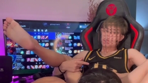 This Thai Celebrity Rent An Housr To Have Sex With His Secret lad friend