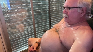 I Shave My Beard And Made A video After two Months Off And lusty shot. 14'32" Of Fame