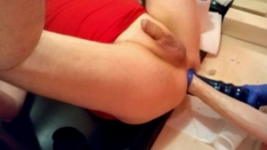 076 - Training With Hand And sex dildo