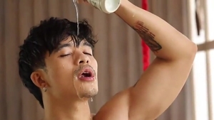 COLLECTION MAGAZINE eighteen SUN