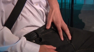 Cruz's Sticky Escape Plan