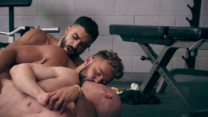 Evan's X-Rated Workout: Fitting In Reps